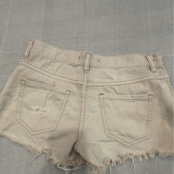 [W24]Free People Tan Jean Shorts Distressed Frayed Hem Button - Picture 8 of 8